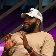 Martins Imhangbe