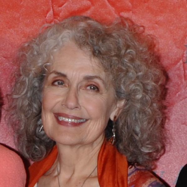 Mary Beth Peil