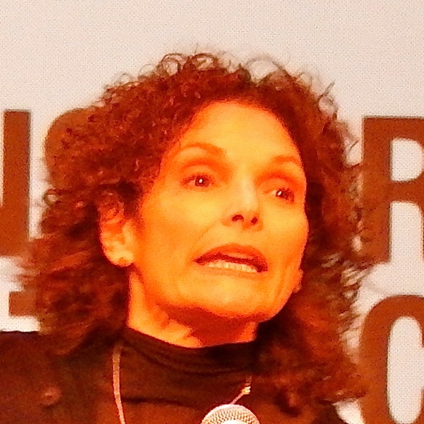 Mary Elizabeth Mastrantonio
