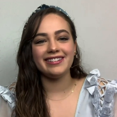 Mary Mouser Autograph Profile