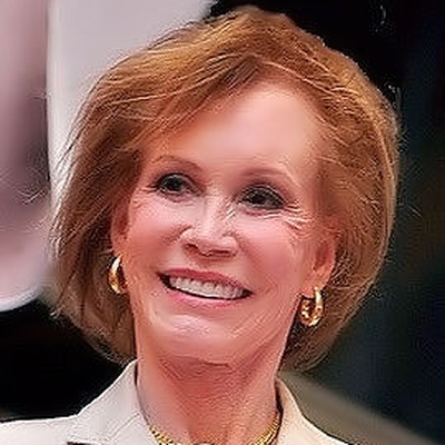 Mary Tyler Moore Autograph Profile
