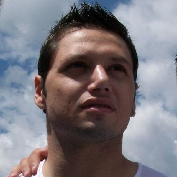 Mauro Zárate