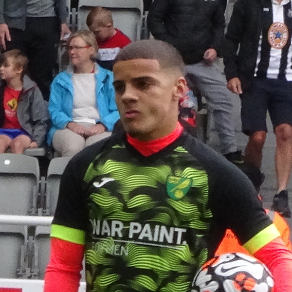 Max Aarons