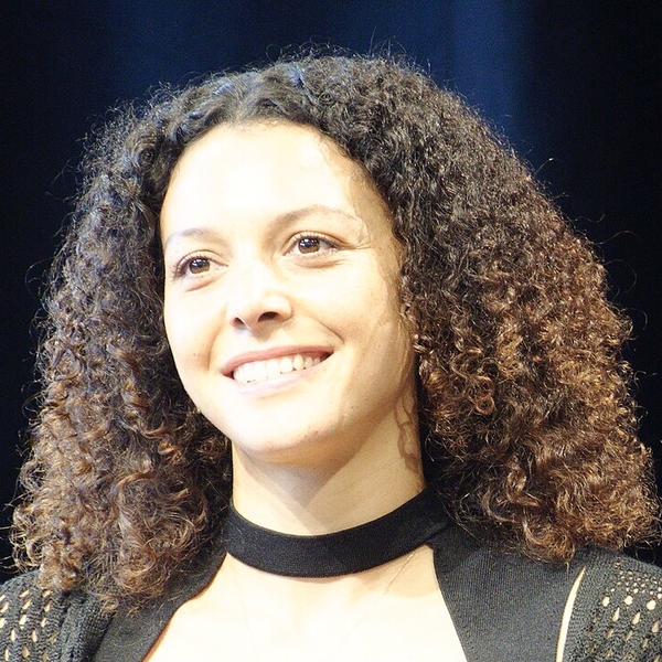 Mecia Simson