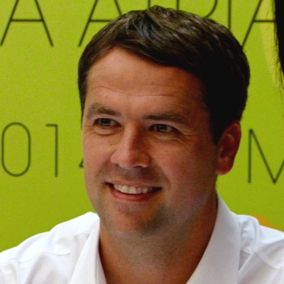 Michael Owen Autograph Profile