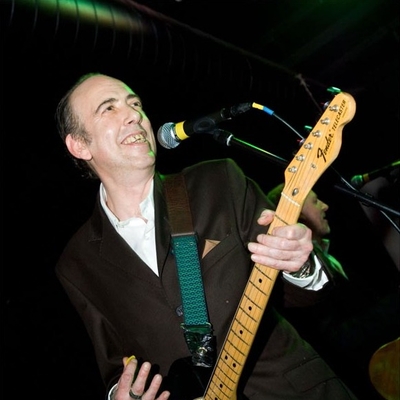 Mick Jones Autograph Profile