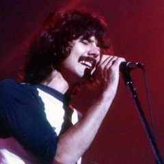 Mickey Thomas