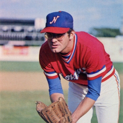Mike Armstrong Autograph Profile