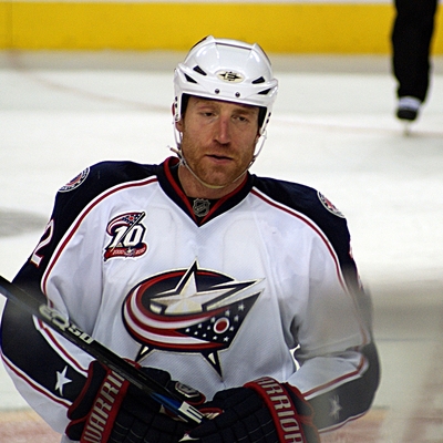 Mike Commodore Autograph Profile