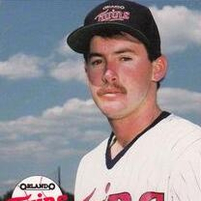 Mike Dyer Autograph Profile