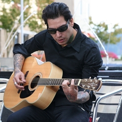 Mike Herrera