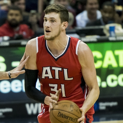 Mike Muscala Autograph Profile