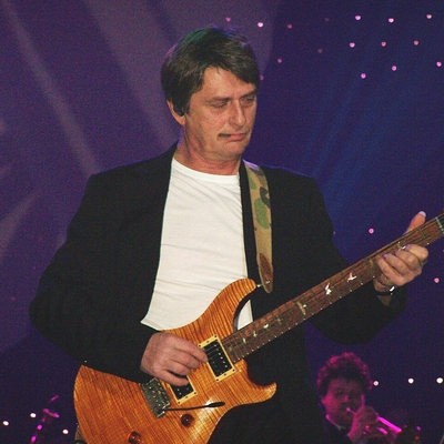 Mike Oldfield Autograph Profile