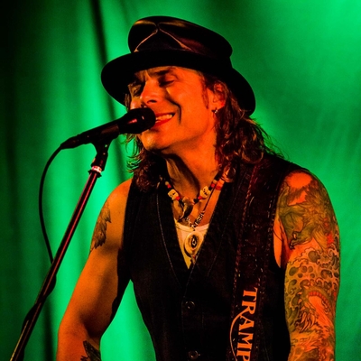 Mike Tramp Autograph Profile