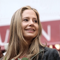 Mira Sorvino