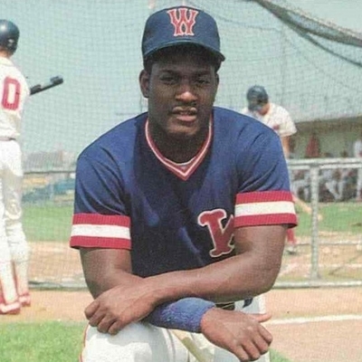 Mo Vaughn Autograph Profile