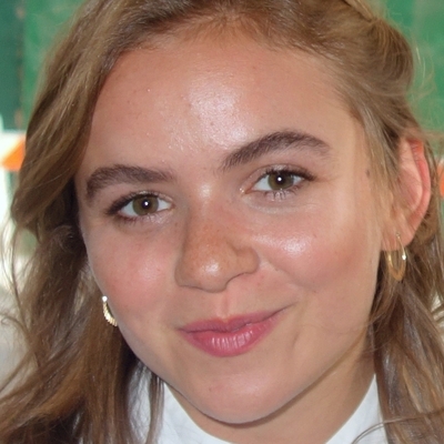 Morgan Saylor Autograph Profile