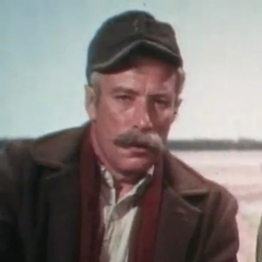 Mort Mills