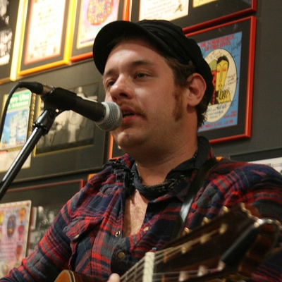 Nathaniel Rateliff Autograph Profile