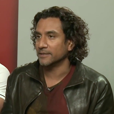Naveen Andrews Autograph Profile