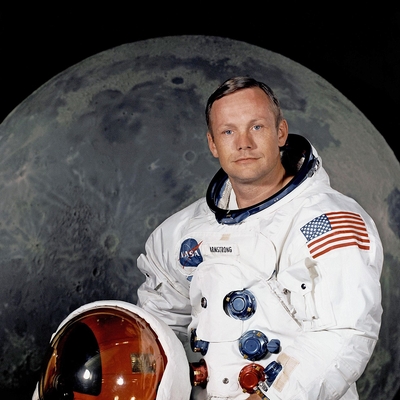 Neil Armstrong Autograph Profile