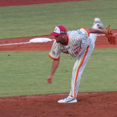 Nelson Figueroa Autograph Profile