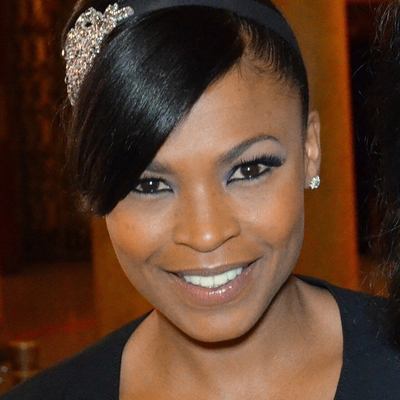Nia Long Autograph Profile
