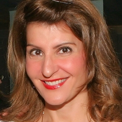 Nia Vardalos