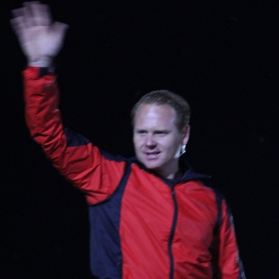 Nik Wallenda Autograph Profile