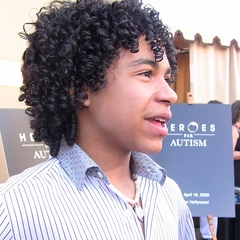 Noah Gray-Cabey