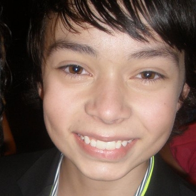 Noah Ringer Autograph Profile