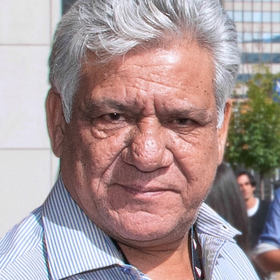 Om Puri Autograph Profile