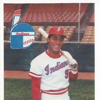 Orlando Isales Autograph Profile