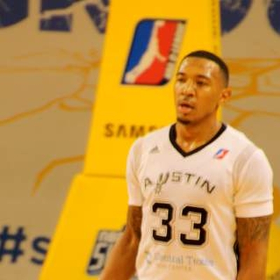 Orlando Johnson Autograph Profile