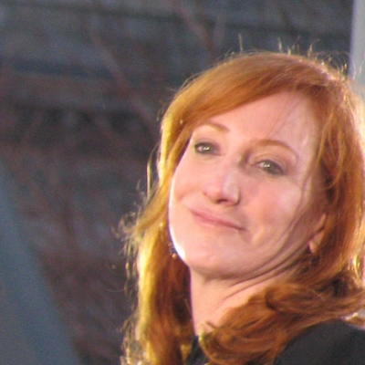 Patti Scialfa Autograph Profile