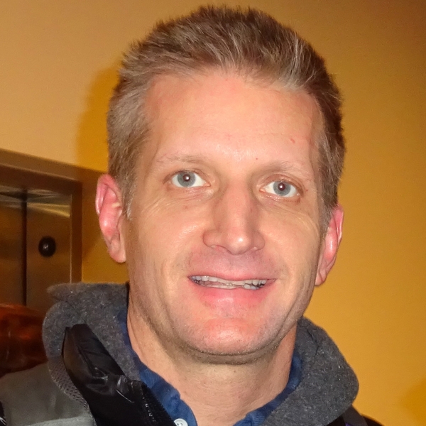 Paul Sparks