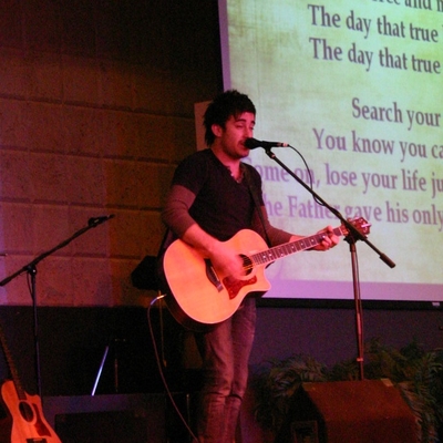 Phil Wickham Autograph Profile