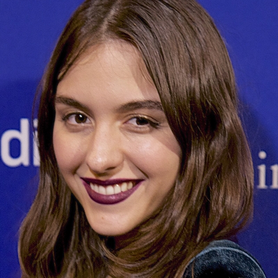 Quinn Shephard Autograph Profile