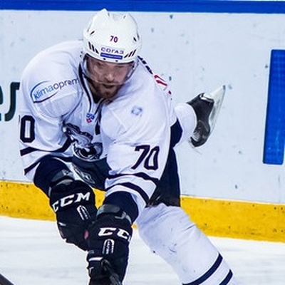 Radek Smolenak Autograph Profile