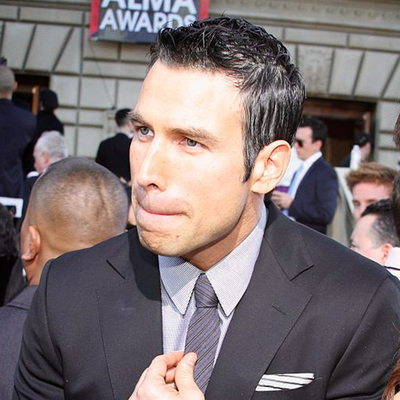 Rafael Amaya Autograph Profile