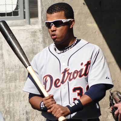 Ramon Santiago Autograph Profile