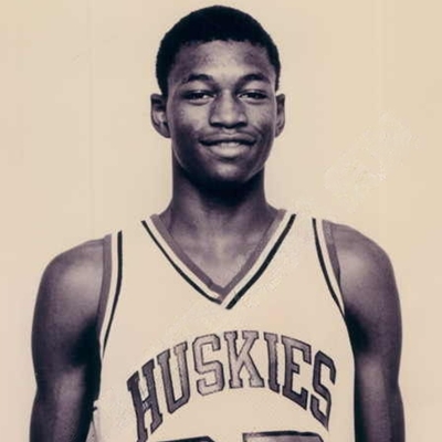 Reggie Lewis Autograph Profile