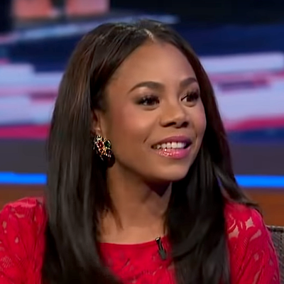 Regina Hall Autograph Profile