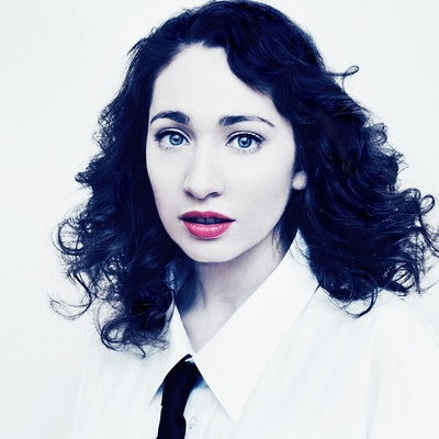 Regina Spektor Autograph Profile