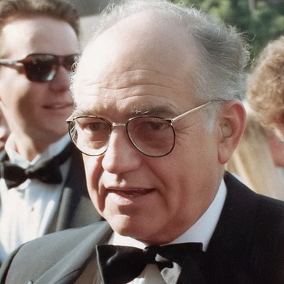 Richard Dysart Autograph Profile