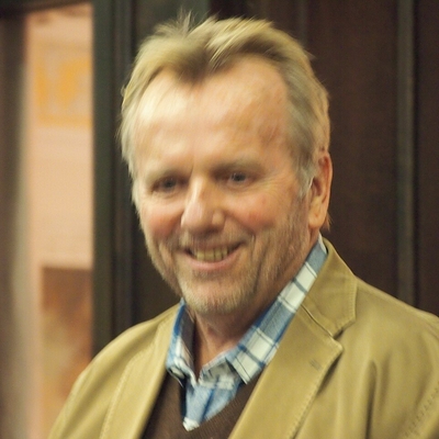Richard McCann Autograph Profile