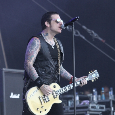 Ricky Warwick Autograph Profile