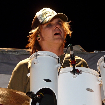 Rikki Rockett Autograph Profile