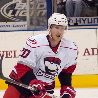 Riley Nash Autograph Profile