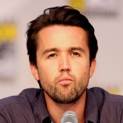 Rob McElhenney Autograph Profile